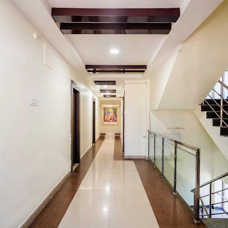 Oyo Surya Teja Residency Hotel Khammam Exterior foto